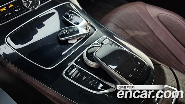 Mercedes-Benz CLS-Class 2019 — фото 17