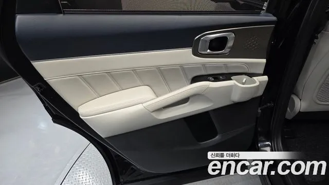 Kia Sorento 2021 — фото 15