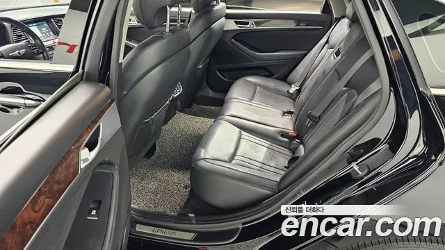Hyundai Genesis 2015 — фото 18