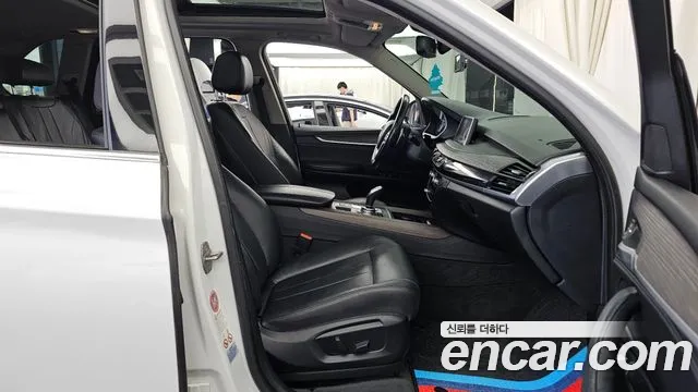BMW X5 2015 — фото 11