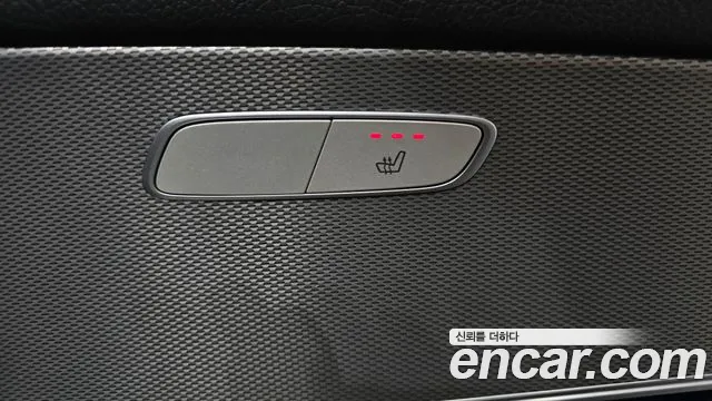 Mercedes-Benz E-Class 2017 — фото 19