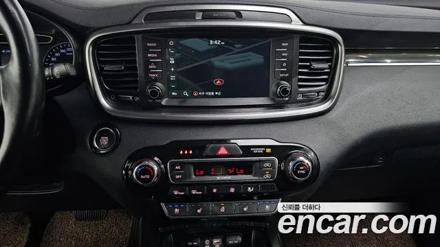 Kia Sorento 2019 — фото 18
