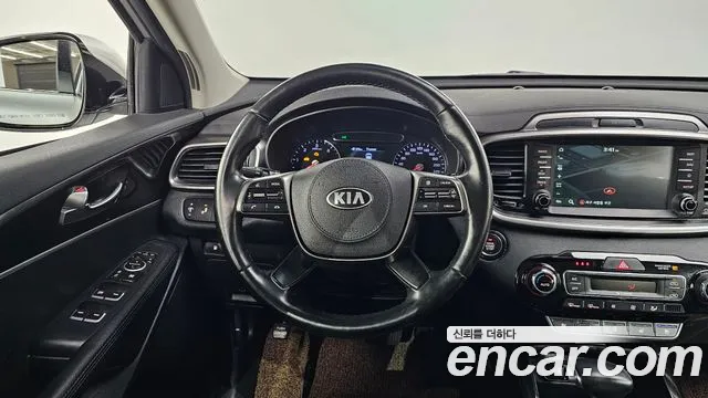 Kia Sorento 2019 — фото 19