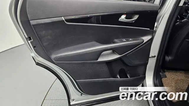 Kia Sorento 2019 — фото 15