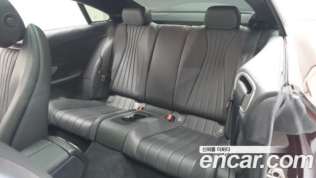 Mercedes-Benz E-Class 2023 — фото 18
