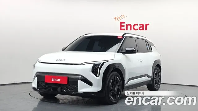 Kia EV3 2025 — фото 1