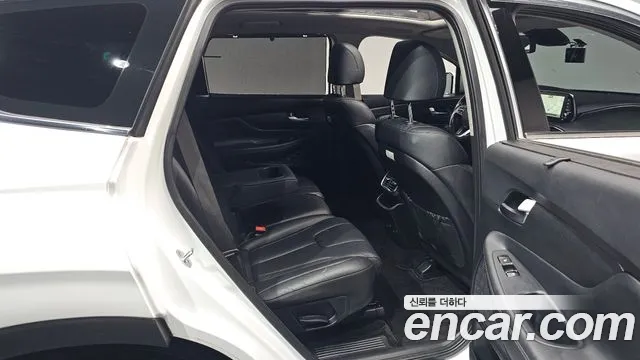 Hyundai Santafe 2020 — фото 17