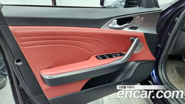 Kia Stinger 2021 — фото 14