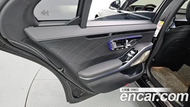 Mercedes-Benz S-Class 2022 — фото 15