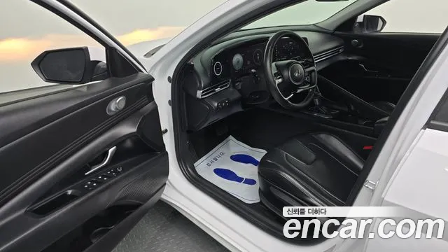 Hyundai AVANTE 2022 — фото 10