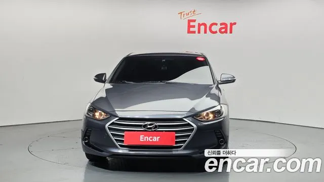 Hyundai AVANTE 2018 — фото 3