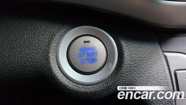 Hyundai AVANTE 2018 — фото 15