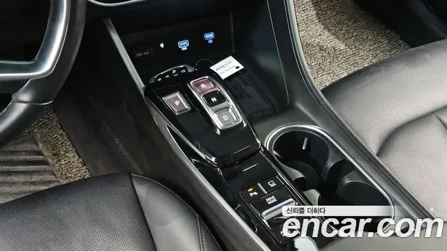 Hyundai Sonata 2020 — фото 11