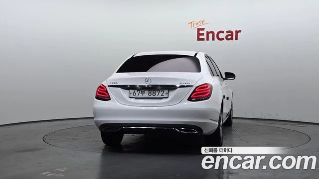 Mercedes-Benz C-Class 2015 — фото 4