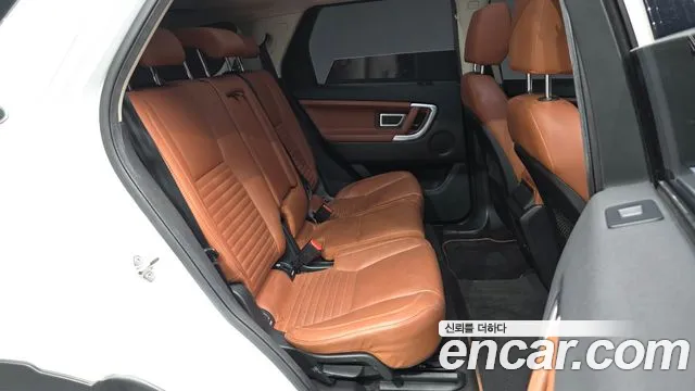 Land Rover Discovery Sport 2016 — фото 12