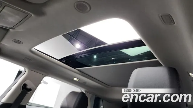 Land Rover Range Rover Evoque 2022 — фото 17