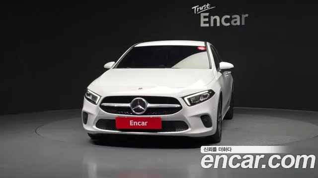 Mercedes-Benz A-Class 2021 — фото 3