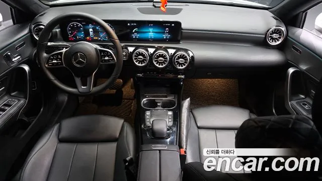 Mercedes-Benz A-Class 2021 — фото 10