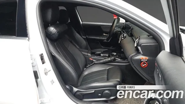 Mercedes-Benz A-Class 2021 — фото 17