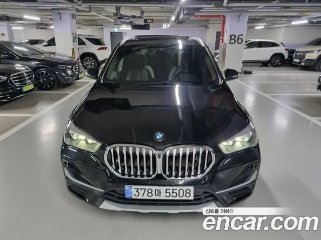 BMW X1 2022 — фото 2