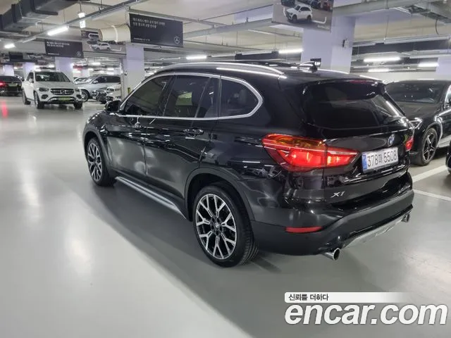 BMW X1 2022 — фото 5