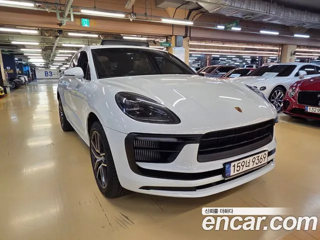Porsche Macan 2022 — фото 2