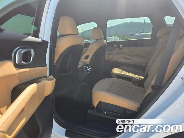 Kia Sorento 2022 — фото 15