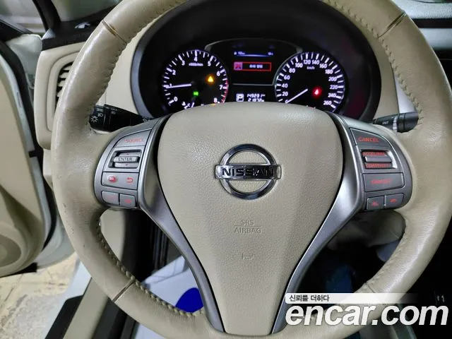 Nissan Altima 2014 — фото 10