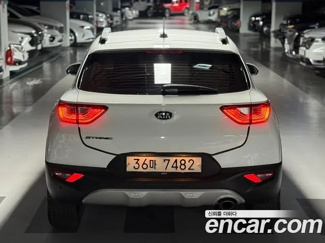 Kia Stonic 2018 — фото 4