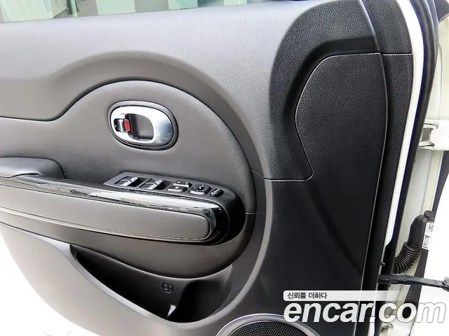 Kia Soul 2017 — фото 11