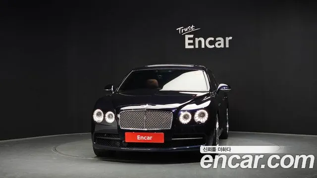 Bentley Flying Spur 2018 — фото 3
