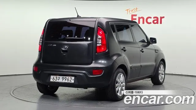 Kia Soul 2012 — фото 2