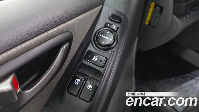 Hyundai Starex 2021 — фото 14