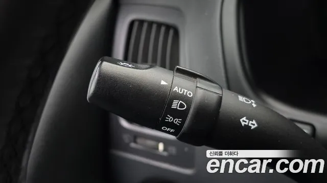 Hyundai Starex 2021 — фото 16