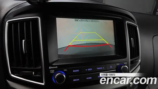 Hyundai Starex 2021 — фото 17