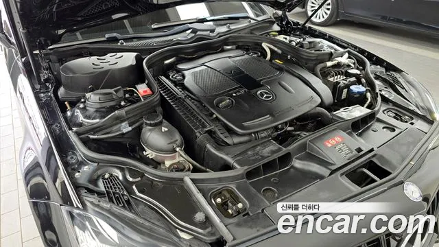 Mercedes-Benz CLS-Class 2014 — фото 6
