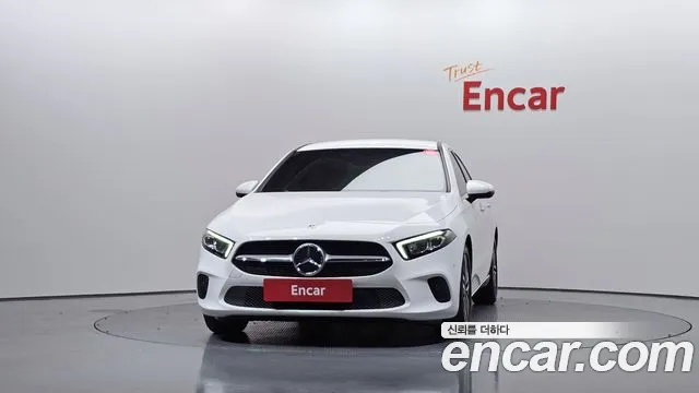 Mercedes-Benz A-Class 2021 — фото 3