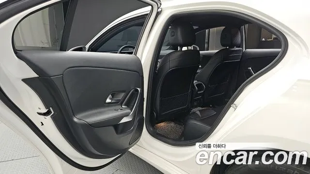 Mercedes-Benz A-Class 2021 — фото 18