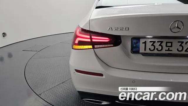 Mercedes-Benz A-Class 2021 — фото 9