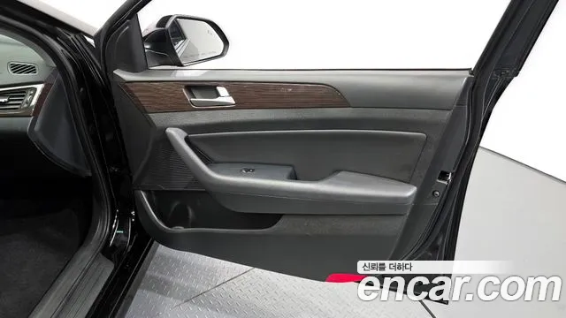 Hyundai Sonata 2019 — фото 14