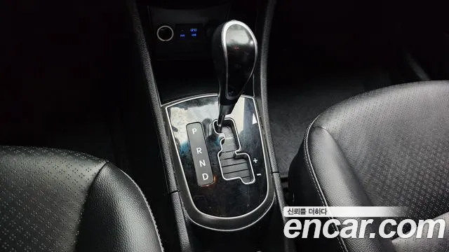 Hyundai Accent 2016 — фото 12