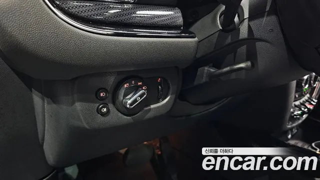 Mini Clubman 2021 — фото 18