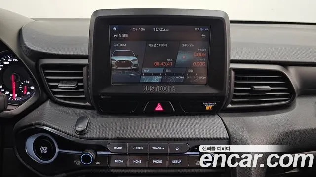Hyundai Veloster 2019 — фото 19