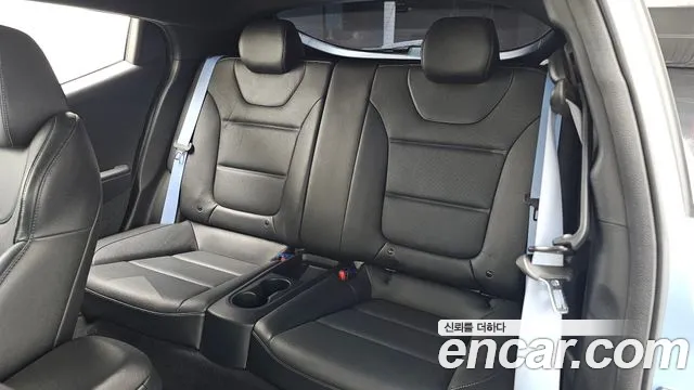 Hyundai Veloster 2019 — фото 15