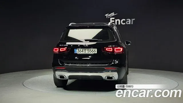 Mercedes-Benz GLB-Class 2021 — фото 4