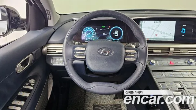 Hyundai Nexo 2023 — фото 19