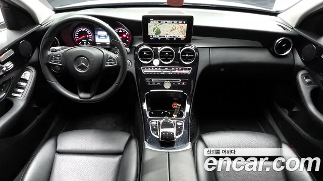 Mercedes-Benz C-Class 2018 — фото 7