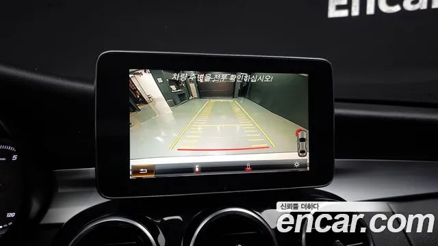 Mercedes-Benz C-Class 2018 — фото 14