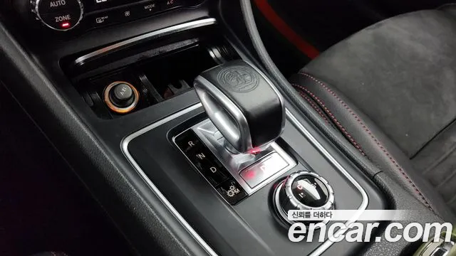 Mercedes-Benz GLA-Class 2019 — фото 12