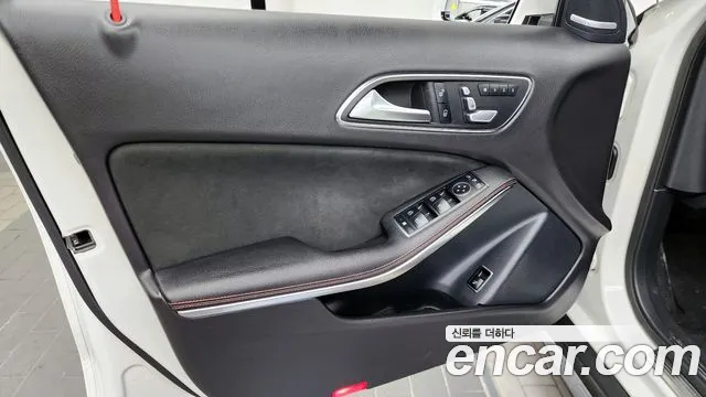 Mercedes-Benz GLA-Class 2019 — фото 14